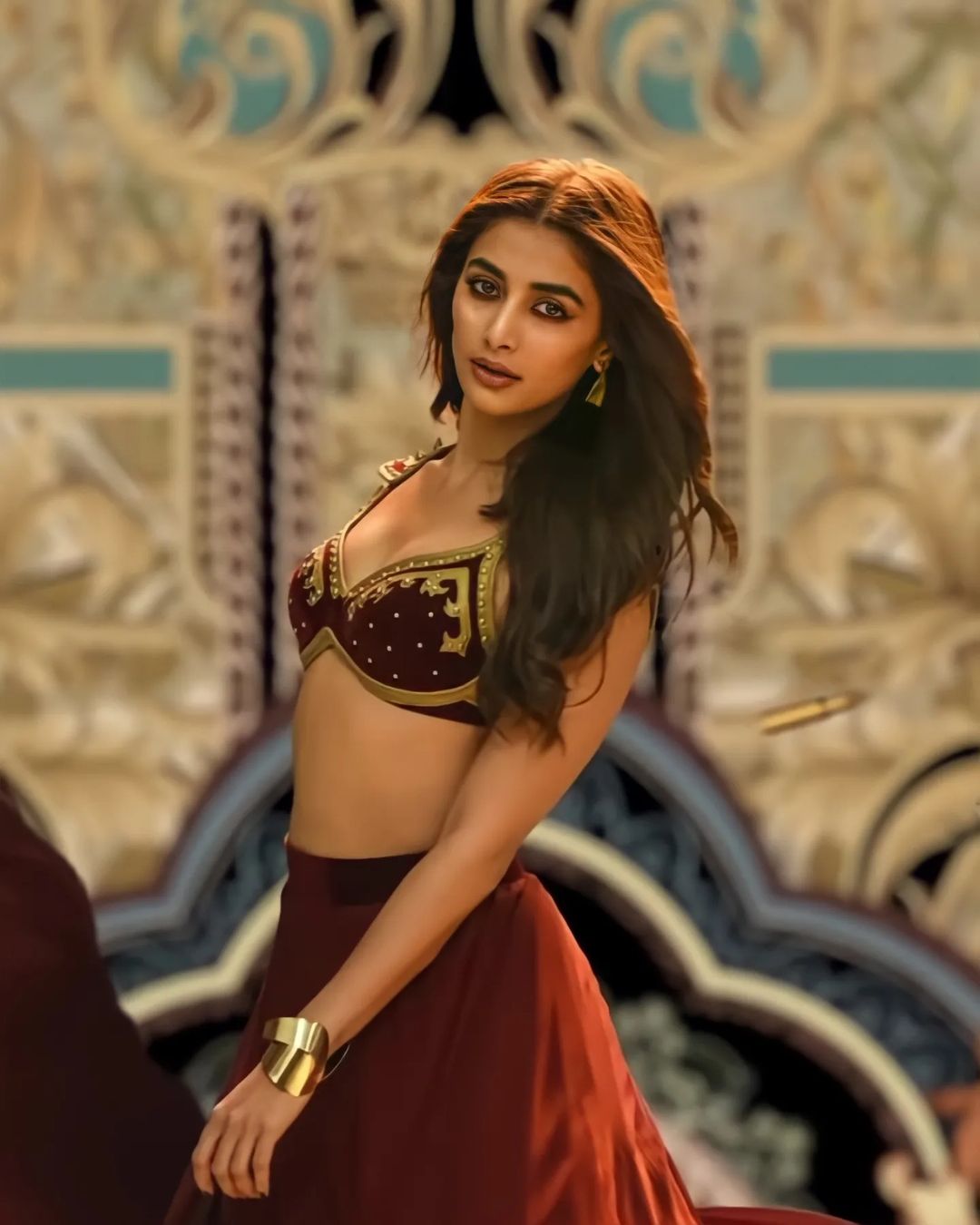 beast pooja hegde arabic kuthu dance gone viral in social media