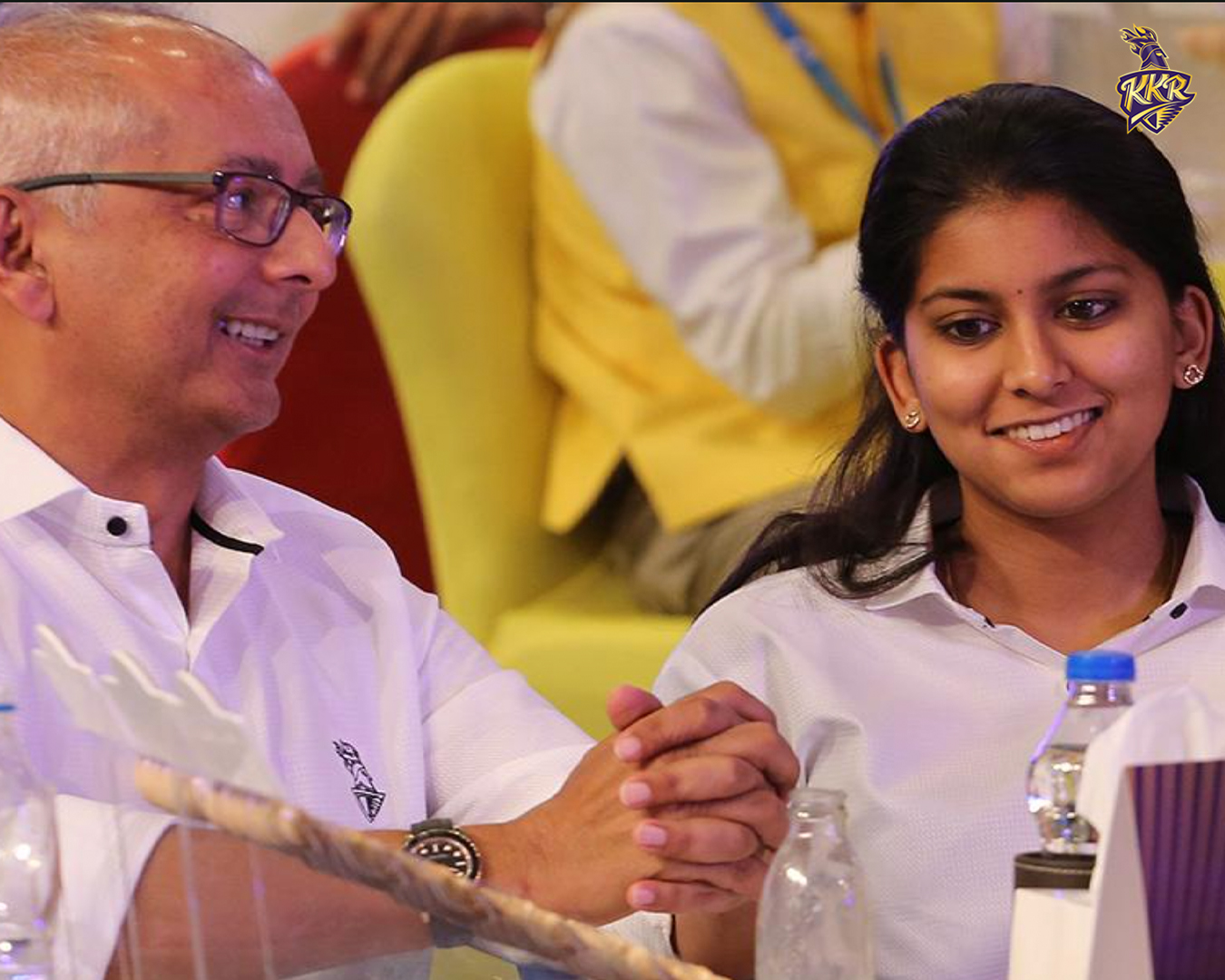 This popular actress’ daughter sets a record of being the youngest person at the IPL Auction ft Juhi Chawla