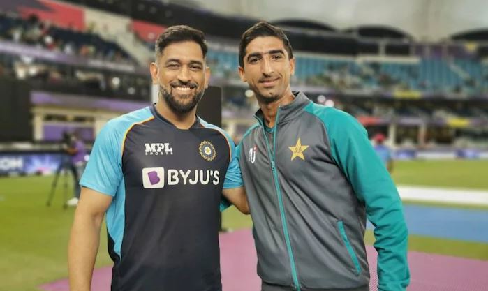 pakistan player say met ms dhoni is dream come true moment