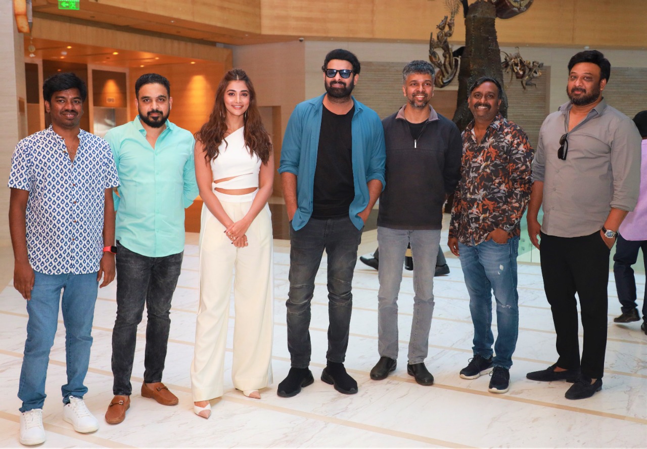 prabhas talks about his chemistry with pooja hegde