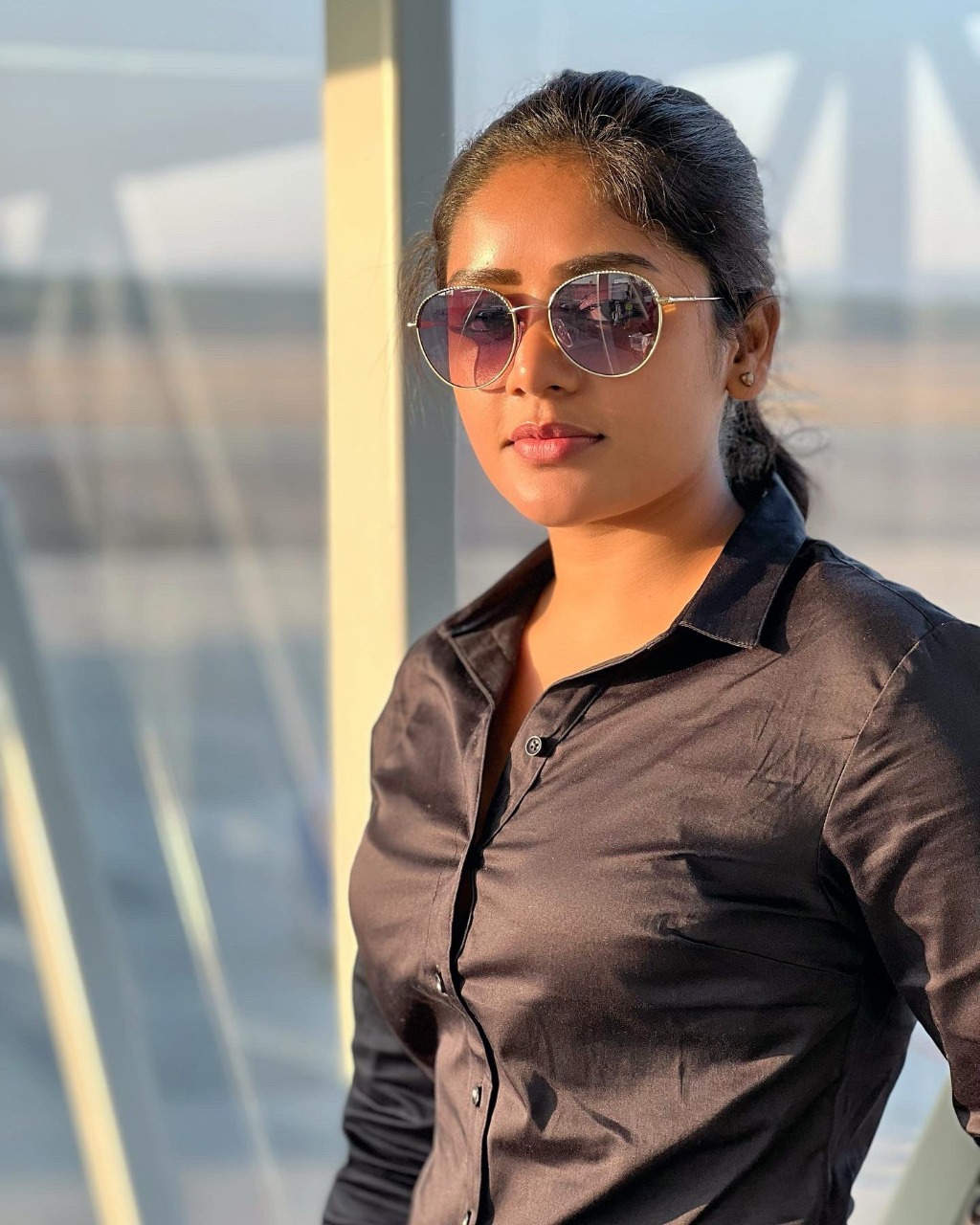 Deepshika signs 5 movies even before her debut film release