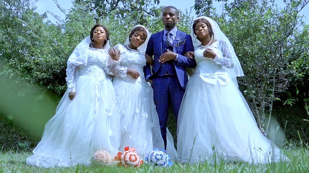 man marries triplets at the same time after all three propose him