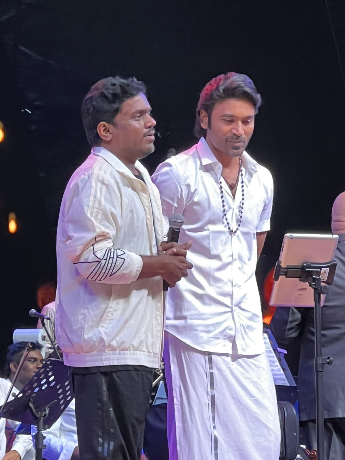 Dhanush Sung Lullaby song for his sons at Ilaiyaraaja concert