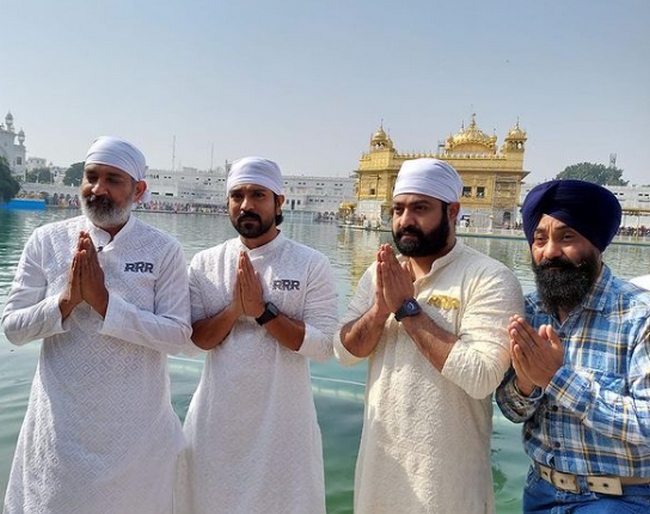 Team RRR went to Amritsar golden temple for blessing