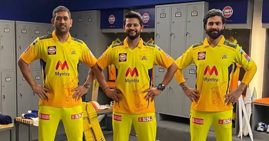 Raina names 4 players to replace Dhoni as CSK captain in future
