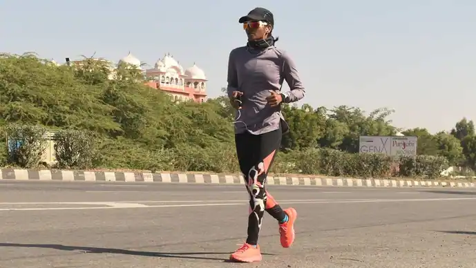 Sufiya khan makes the Guinness record for running 6000 km in 110 days