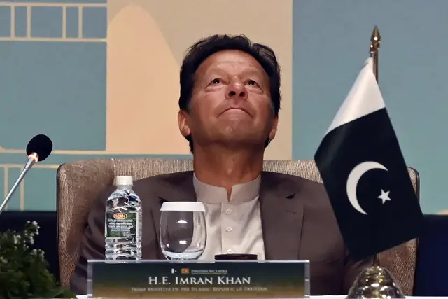 Pakistan PM Imran Khan Met with Bill Gates mystery Photo goes Viral