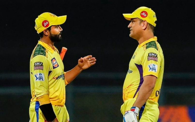 ajay jadeja and parthiv patel questions ms dhoni intereference in csk