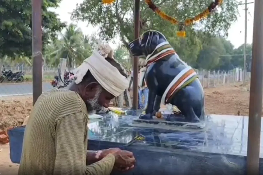 sivagangai man worships the idol of his dog 