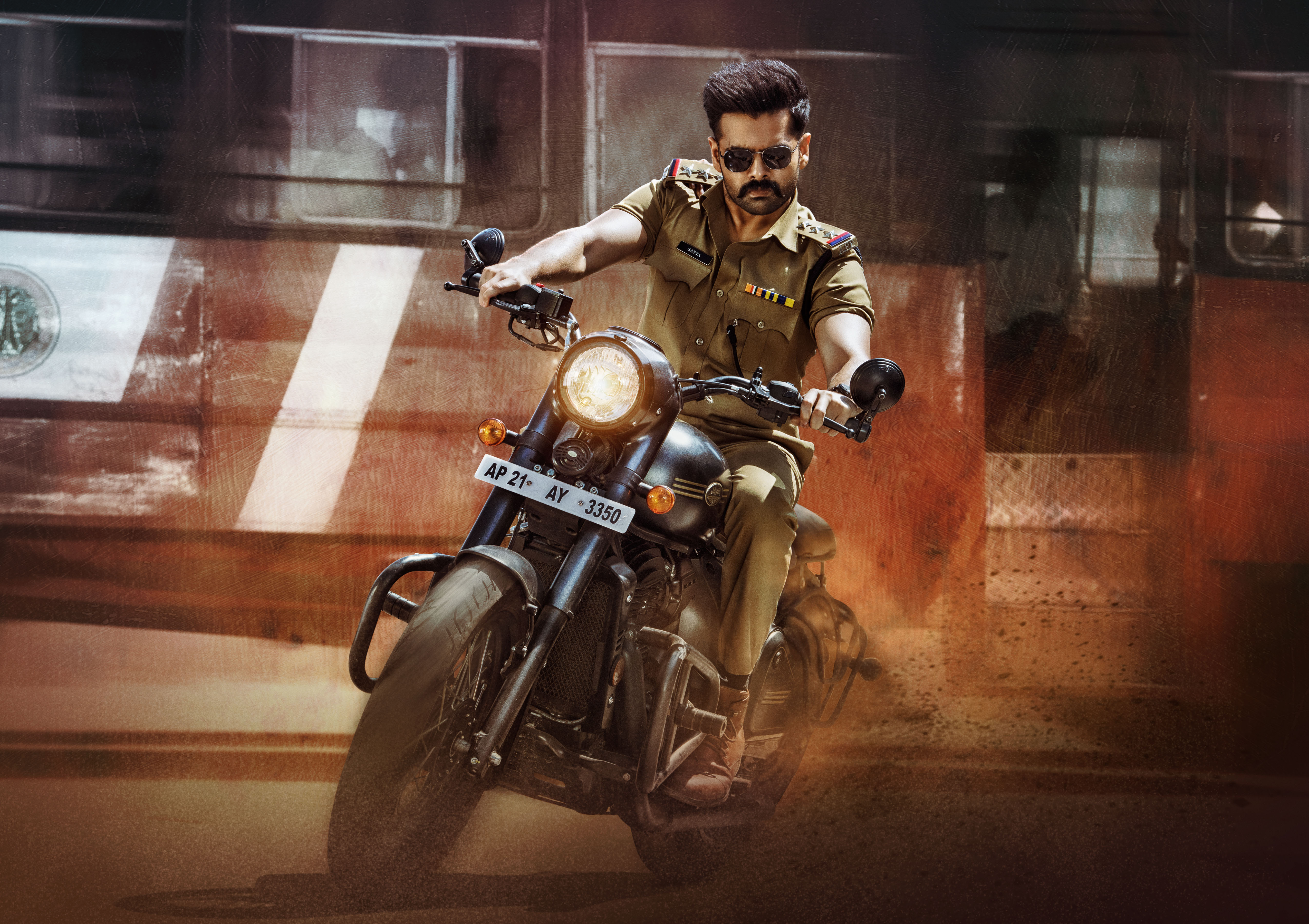 Ram Pothineni police look from The Warriorr unveiled