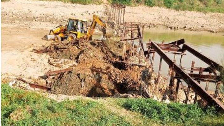 Bihar thieves steal 60 feet long river bridge in three days