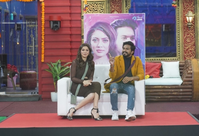 Hansika starring new web series title revealed in bigg boss house 