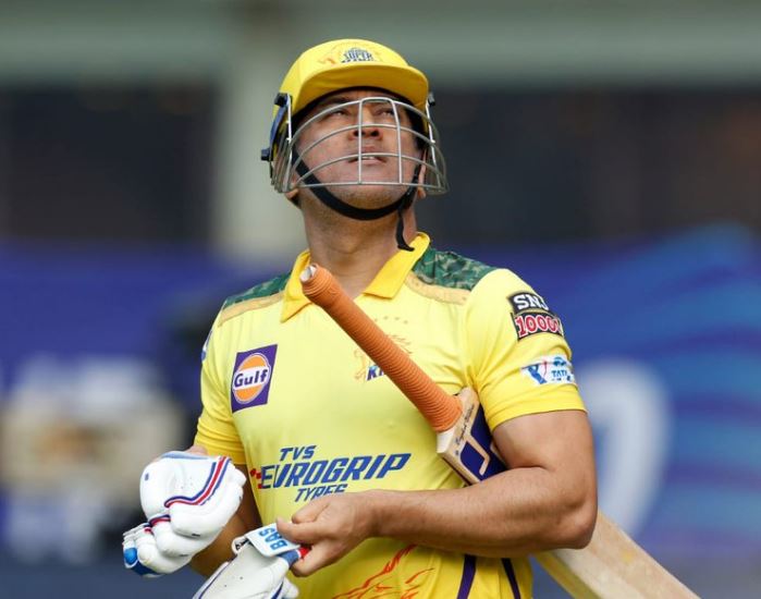  parthiv patel wants ms dhoni to open for csk 