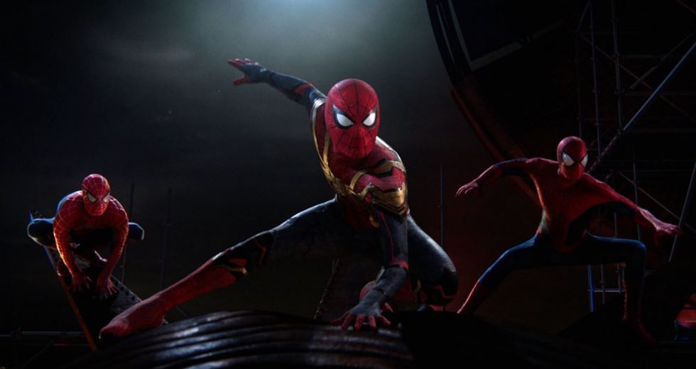  man sets guinness record by watch spider man no way home 292 times 