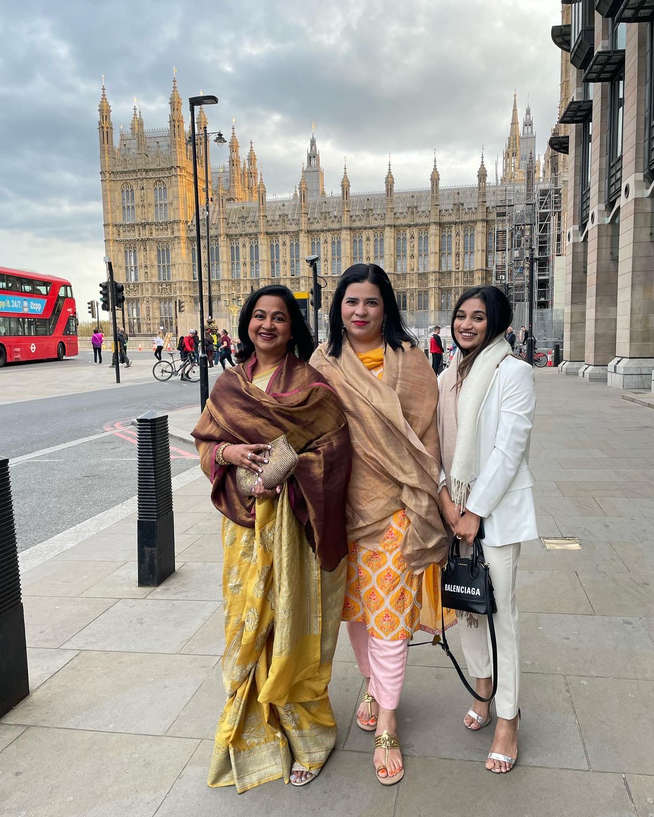 Radikaa Sarathkumar receives award for her achievements in the UK Parliament 