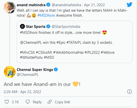 Anand Mahindra lauds MS Dhoni batting against MI