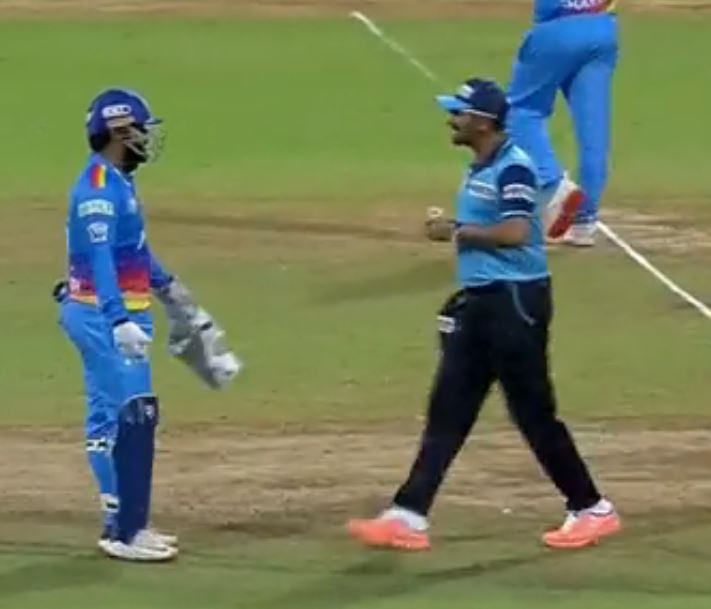 Rishabh pant argue with on field umpire in dc vs kkr match