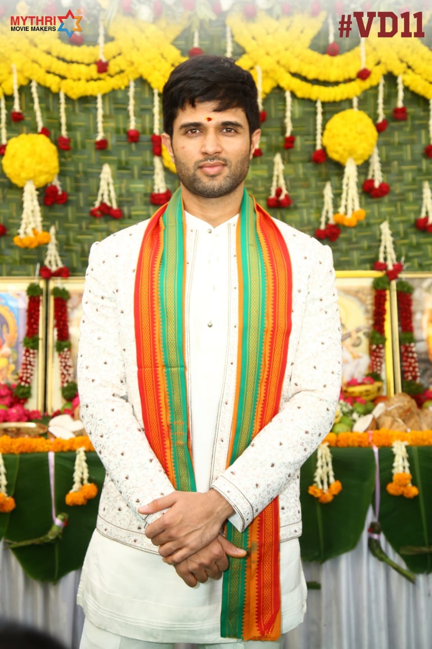 Vijay Devarakonda Samantha Ruth Prabhu VD 11 Movie Surprise 