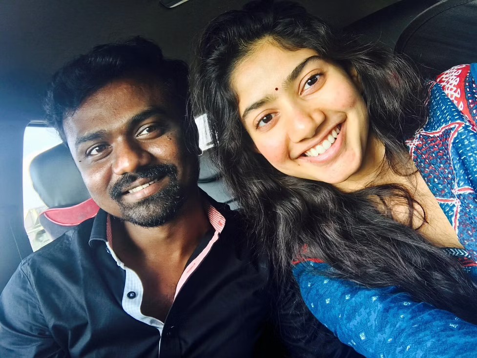 Sai Pallavi is pairing up with Siva Karthikeyan for SK 21 