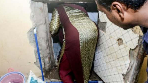 Karnataka police arrest 3 member gang hiding secret room in Toilet
