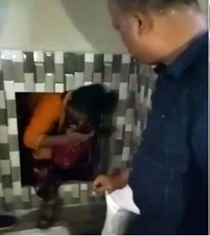 Karnataka police arrest 3 member gang hiding secret room in Toilet