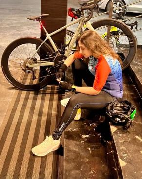 Aishwarya rajinikanth cycling video gone viral