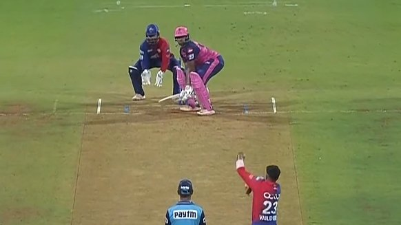 Ashwin wired standing while batting Against DC