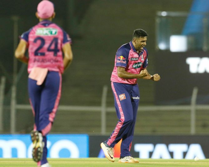 ravichandran ashwin celebrate aggressively after conway wicket