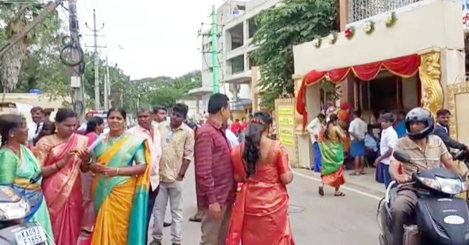 Bride stops marriage at the last minute in Mysore