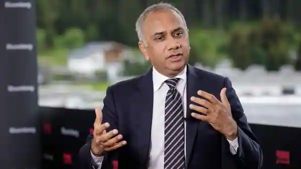 Infosys CEO Salil Parekh gets 88 percent pay hike