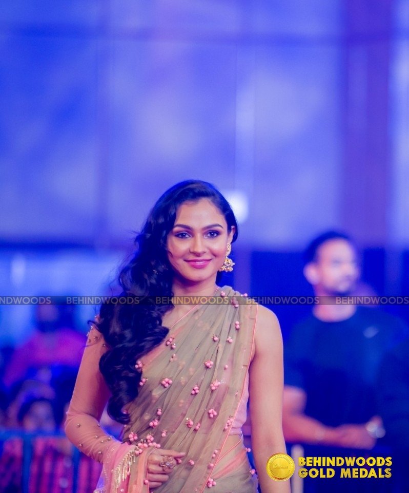 Andrea Jeremiah 10 Year challenge Latest Post goes viral
