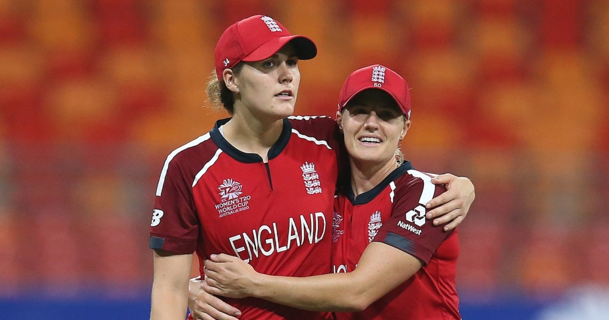 England cricketers Katherine Brunt and Natalie Sciver get Married