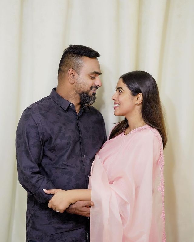 Actress Purna Announced Her Marriage with shanid asifali