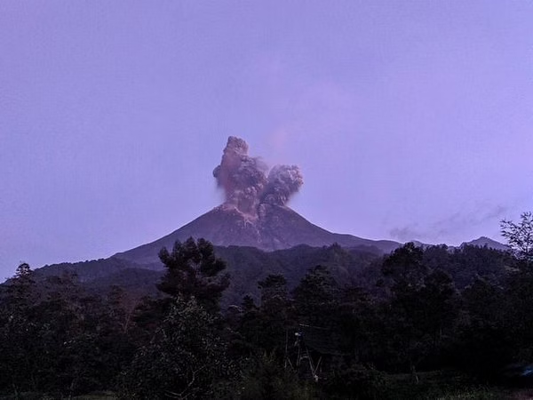 Philippines raises alert level at volcano southeast of Manila