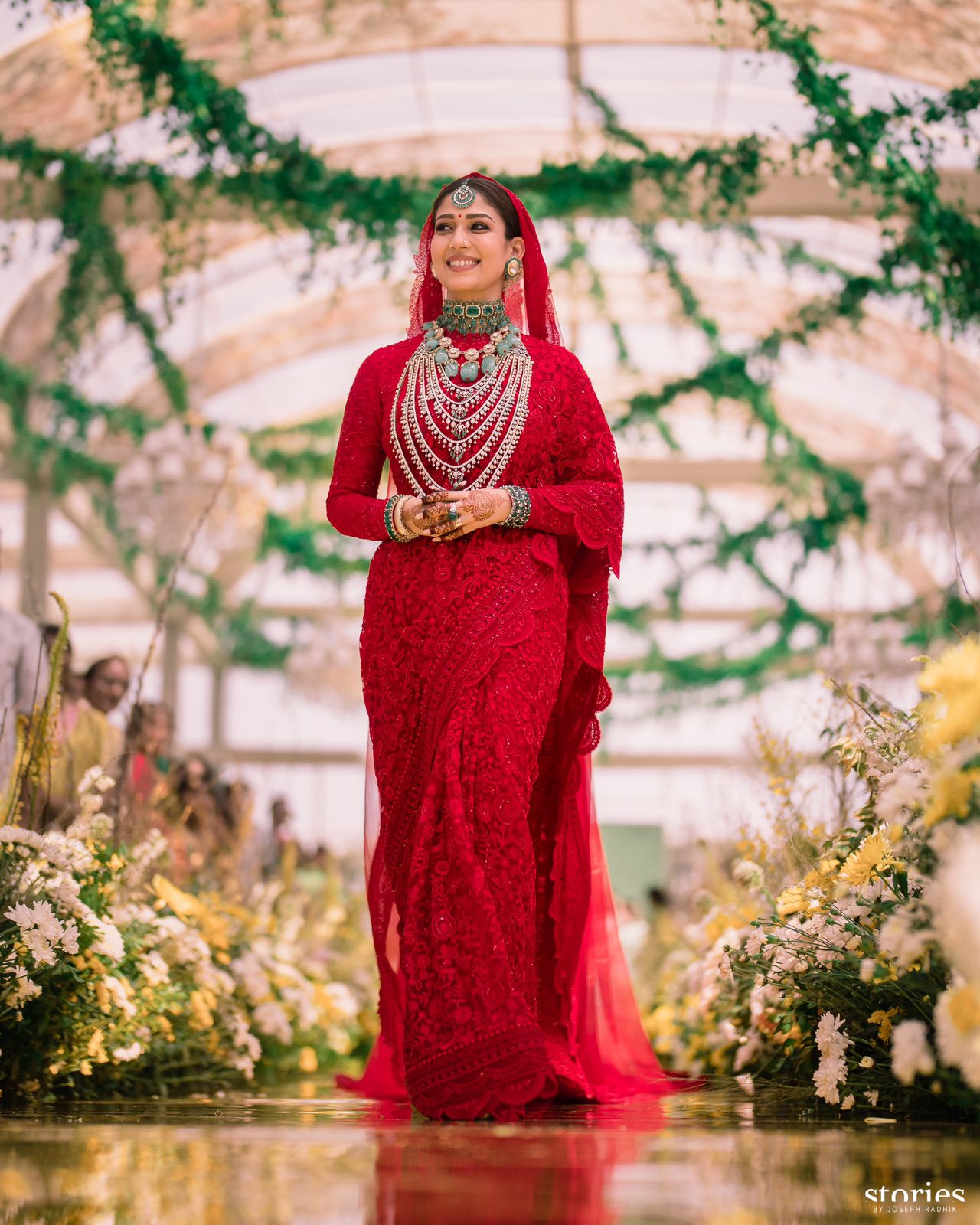 Vignesh Shivan Nayanthara marriage wedding dress details