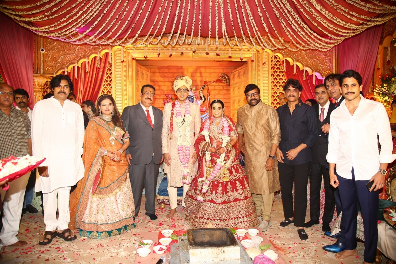 SivaKarthikeyan Pawan Kalyan Meet at Prince Producer family wedding