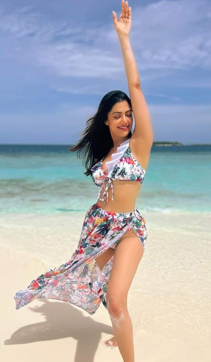 Mamtha Mohandaas shared Maldives Vacation Bikini Photos