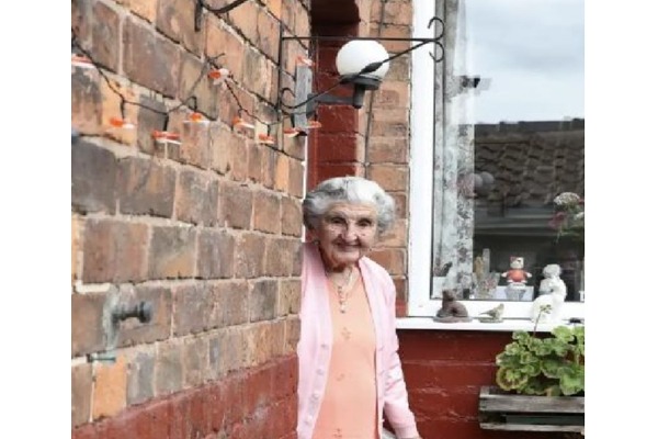 104 year Britain old women in same house from her birth