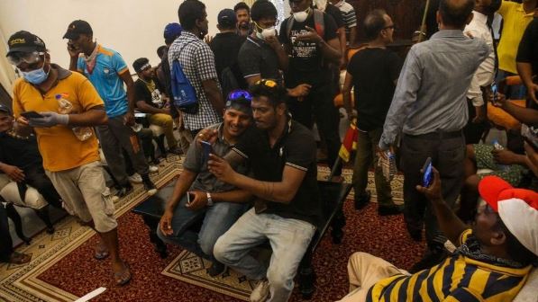 Sri Lanka Economic crisis protestors in presidential palace