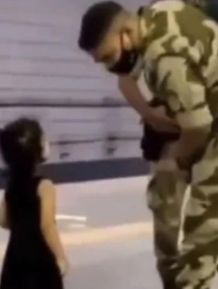 Girl Touches Defence Soldier Feet Video goes viral
