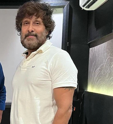 Chiyaan vikram joins twitter upload video for fans