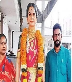 brothers in Andhra Pradesh celebrate Rakhi with statue of sister