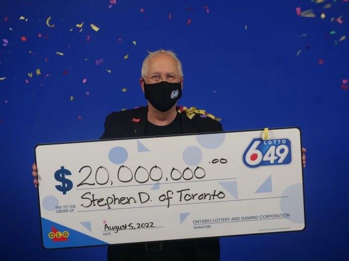 toronto man wins lottery with same number used for 36 years