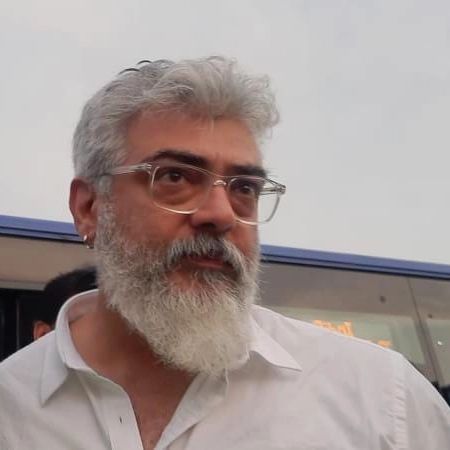 Ajith Kumar AK with Fans Airport Video Goes Viral