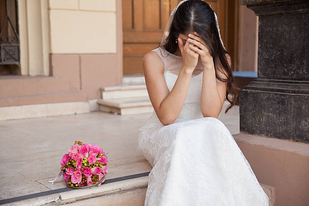 woman resigns from job after one out of 70 colleagues attend marriage