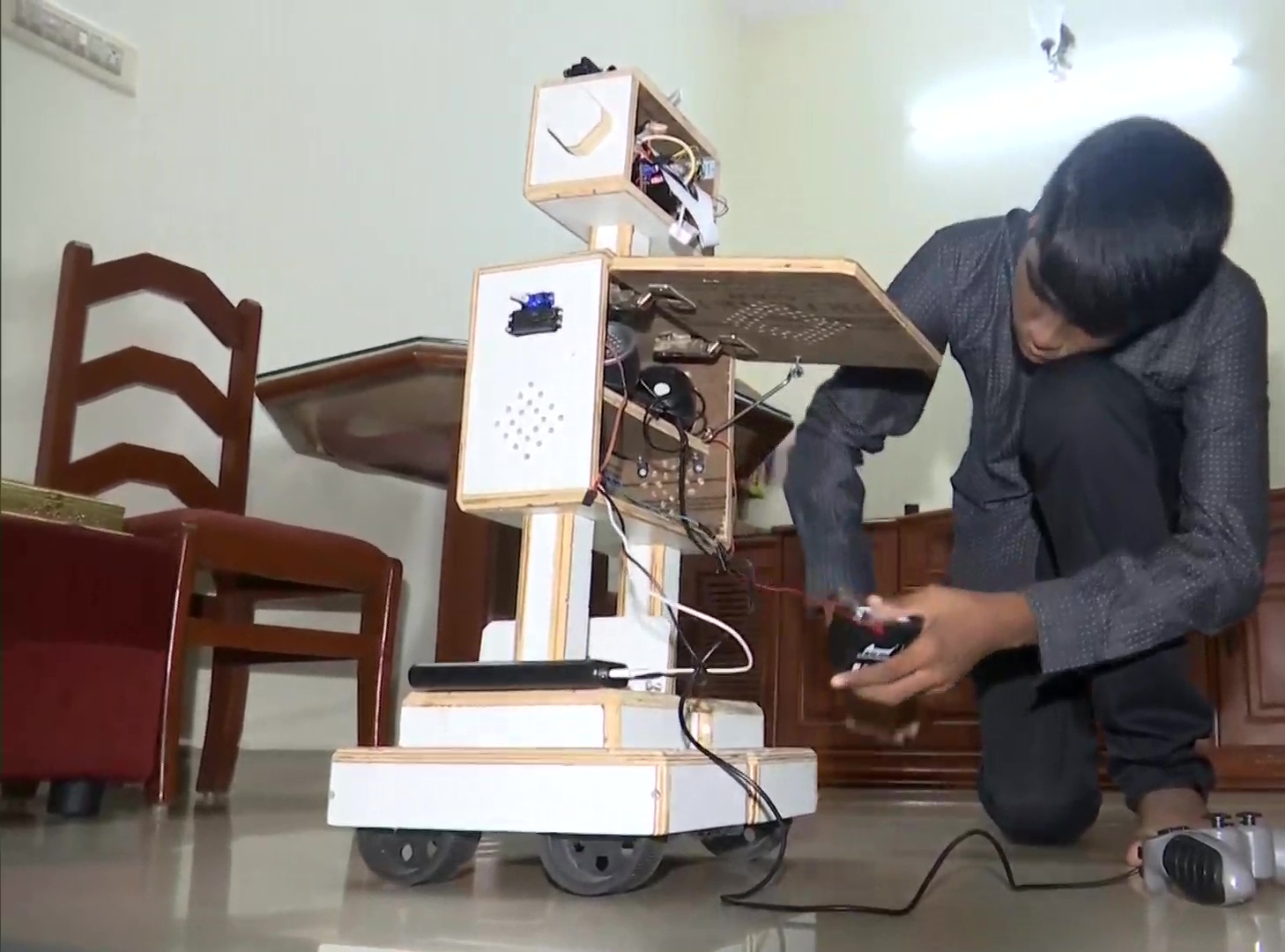 chennai 13 year old student invent robot connected with emotions