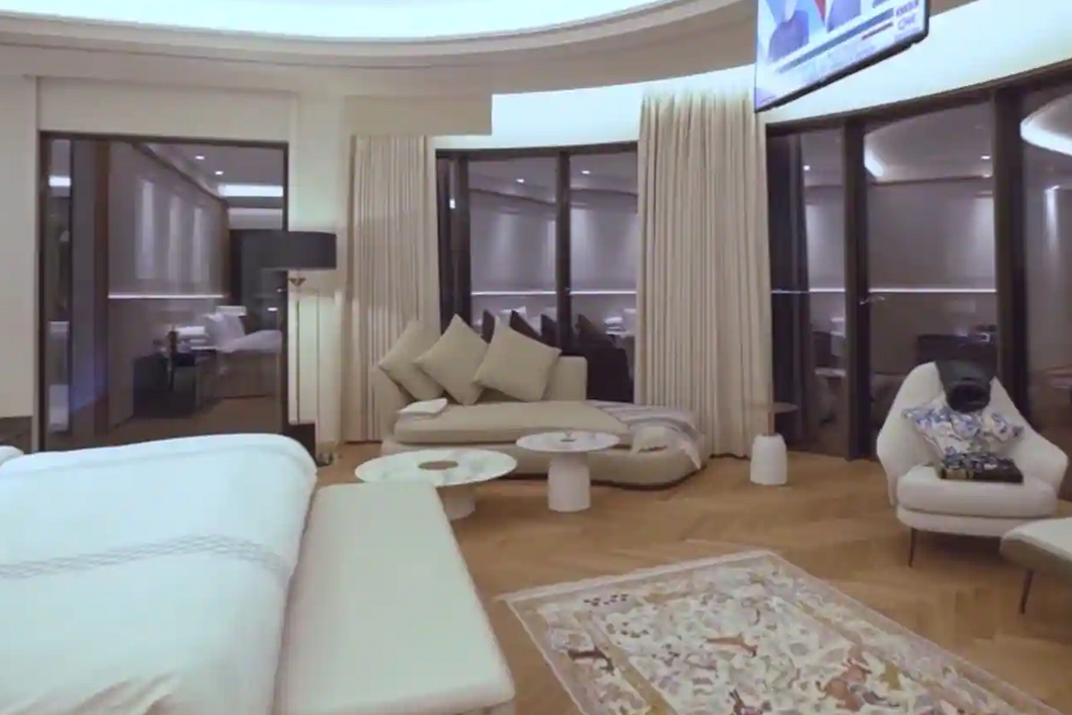 Mukesh Ambani bought villa in Palm Jumeirah stunning pictures