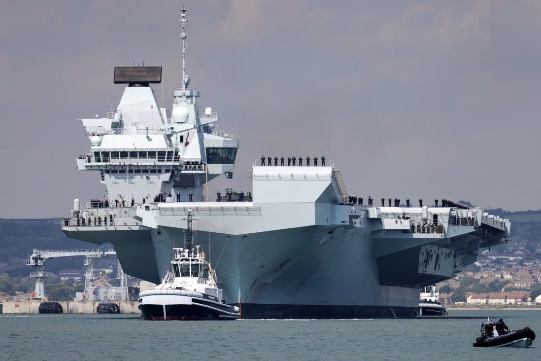 British Navy carrier breaks down after departing for US
