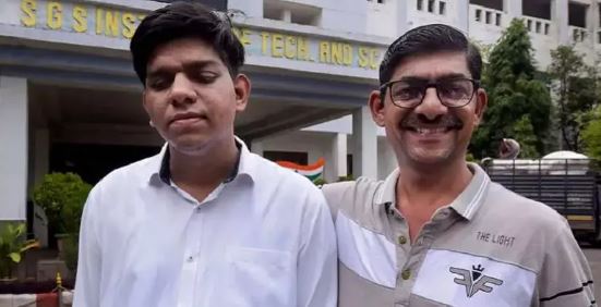 mp visually impaired techie bags 47 lakhs package from microsoft