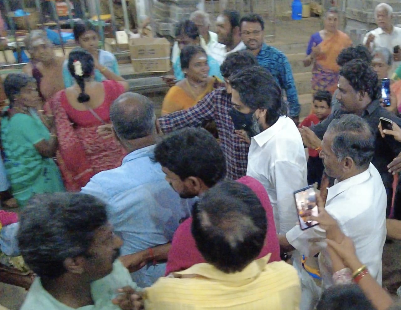 Silambarasan TR Visit Pillaiyarpatti Karpaga Vinayagar Temple